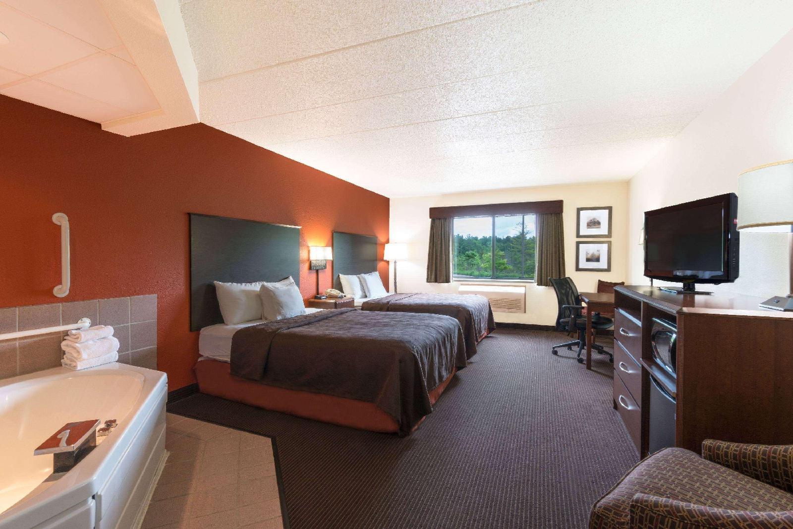 AmericInn Minocqua