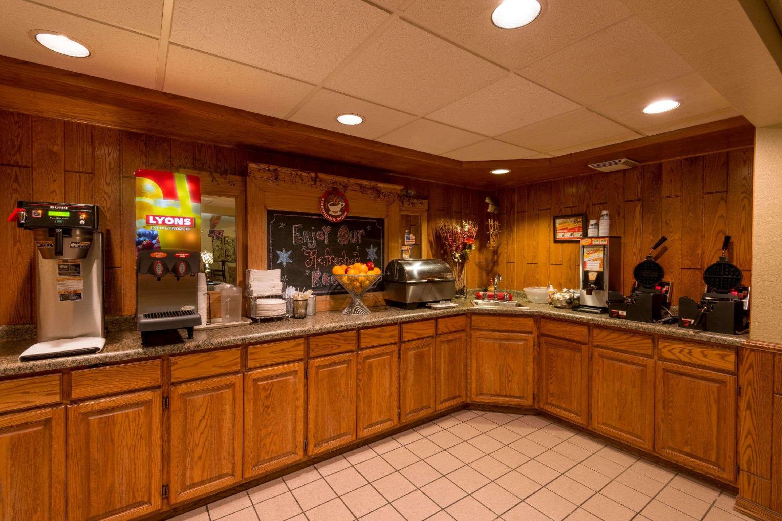 AmericInn Minocqua