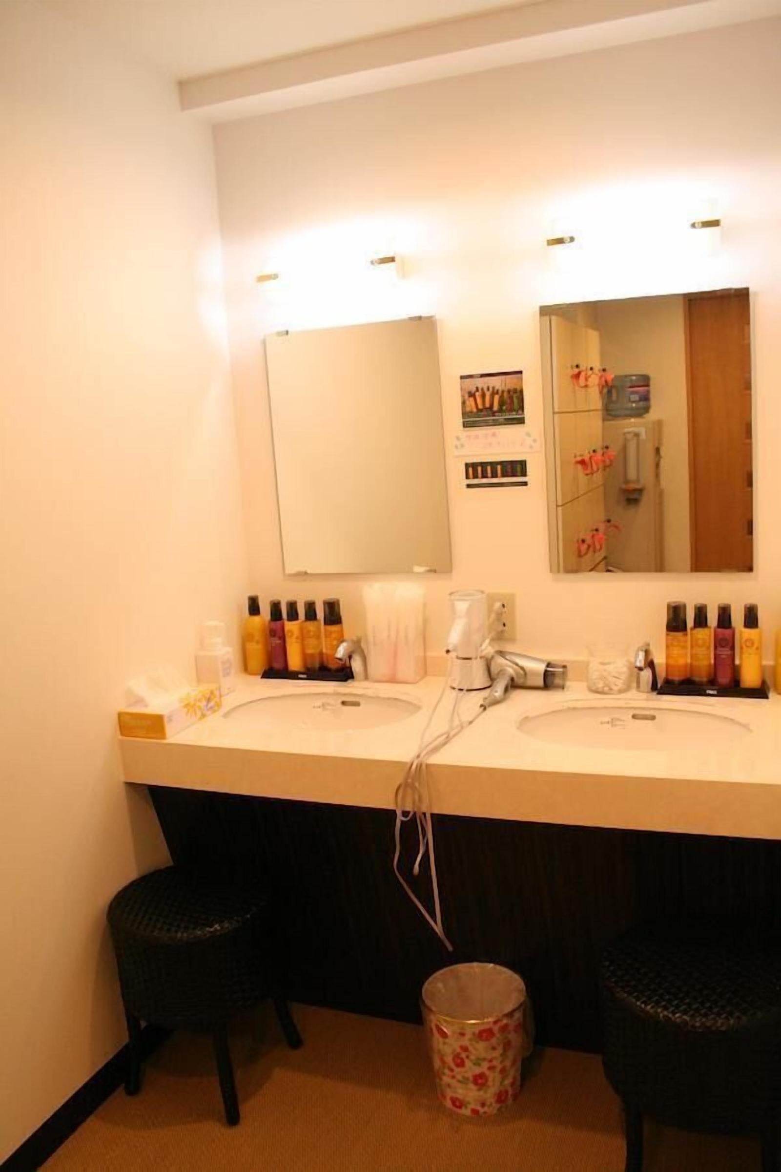 Showa Hotel Naito