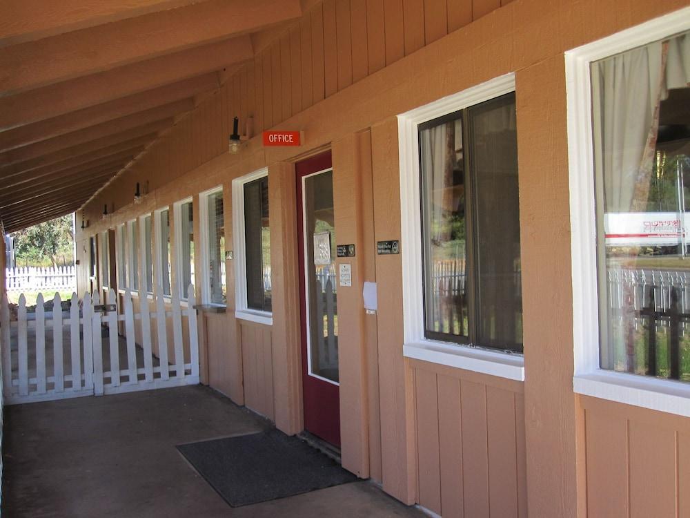 Rancho California Inn