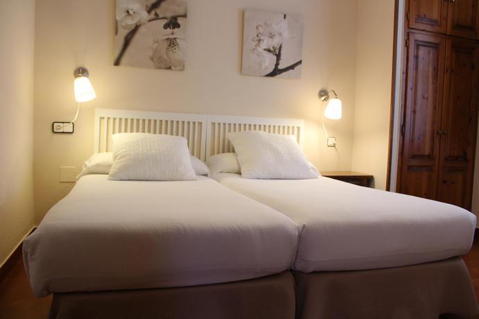 Los Hidalgos Apartamentos