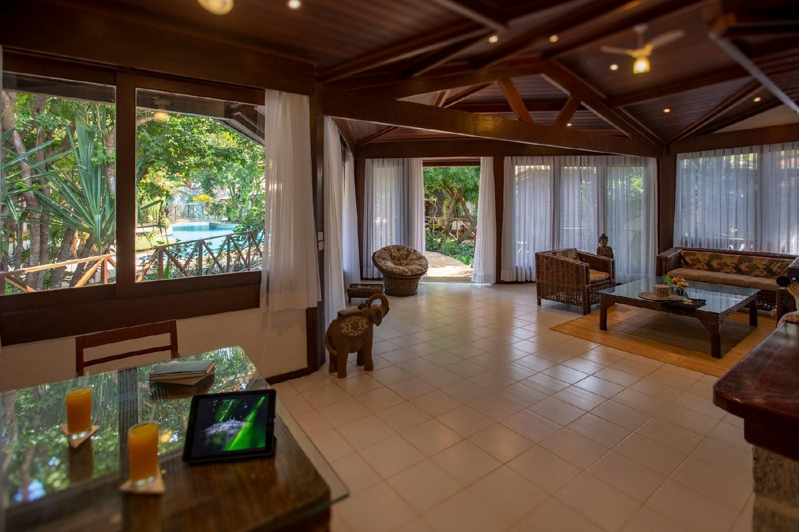 Sombra e Agua Fresca Resort