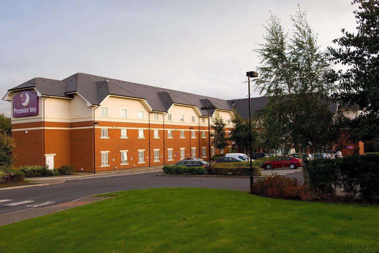 Premier Inn Warrington M6/J21