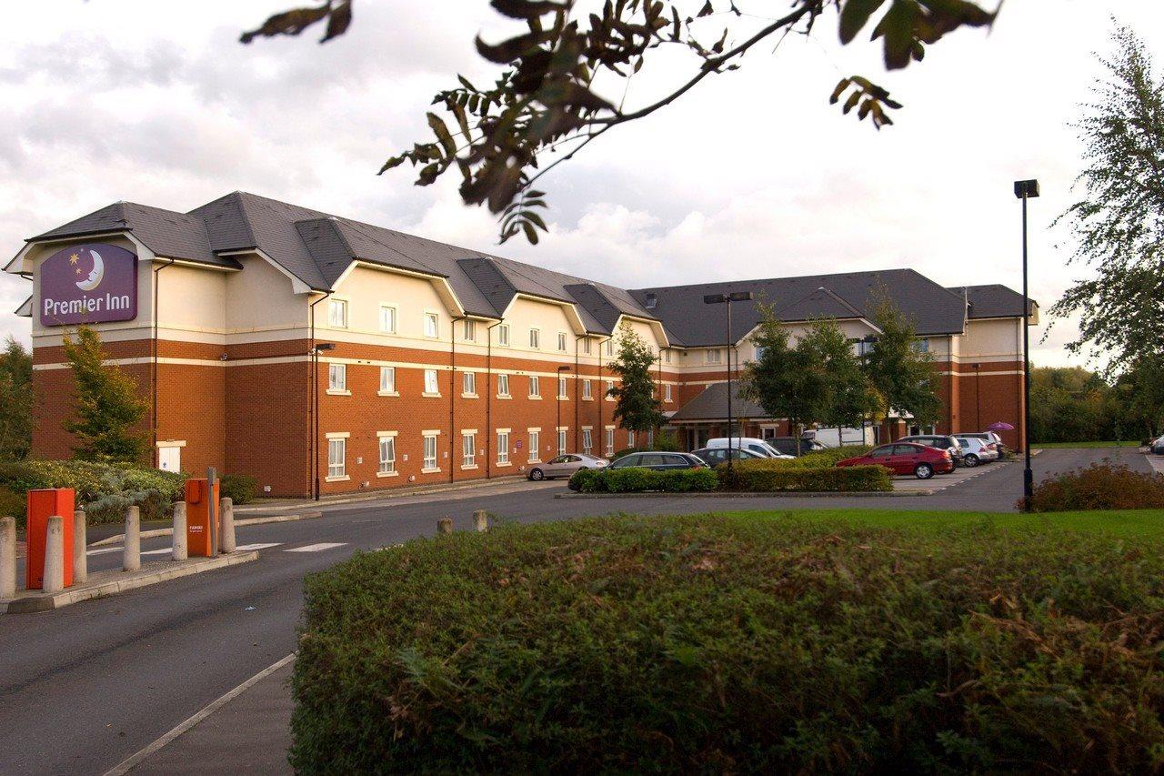 Premier Inn Warrington M6/J21