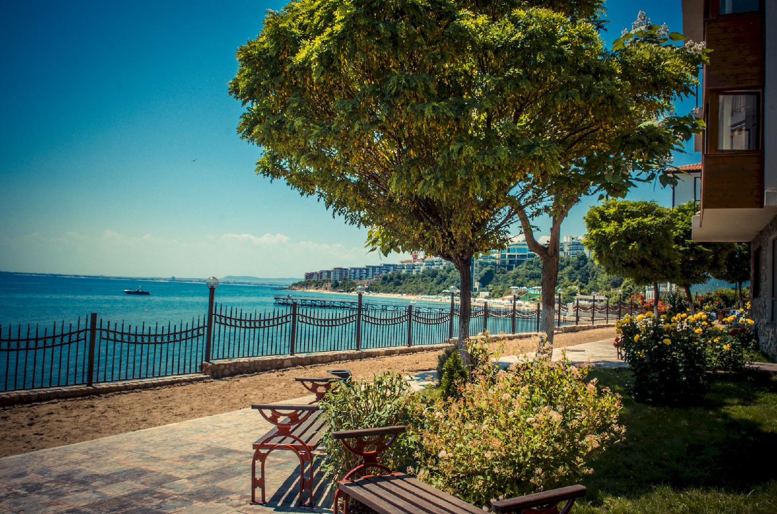 Messambria Fort Beach