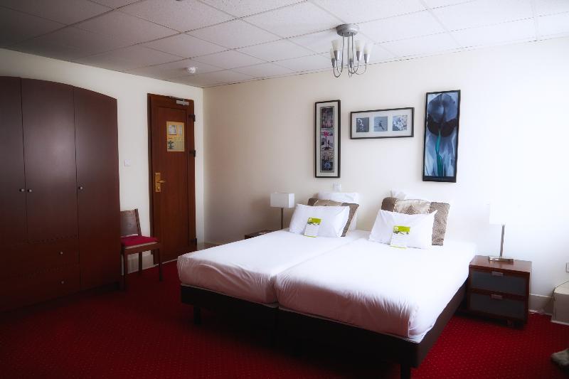 Le Divona Hotel
