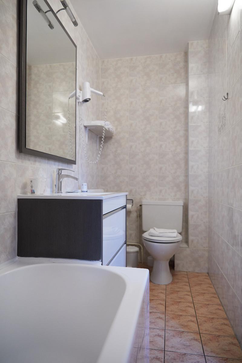 Le Divona Hotel