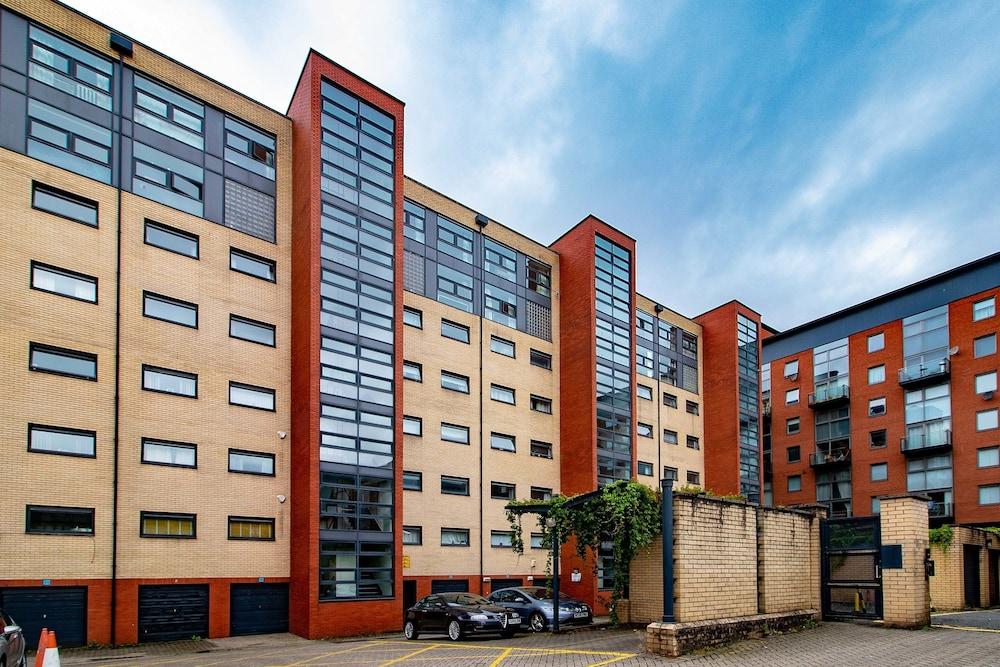 Glasgow City Flats