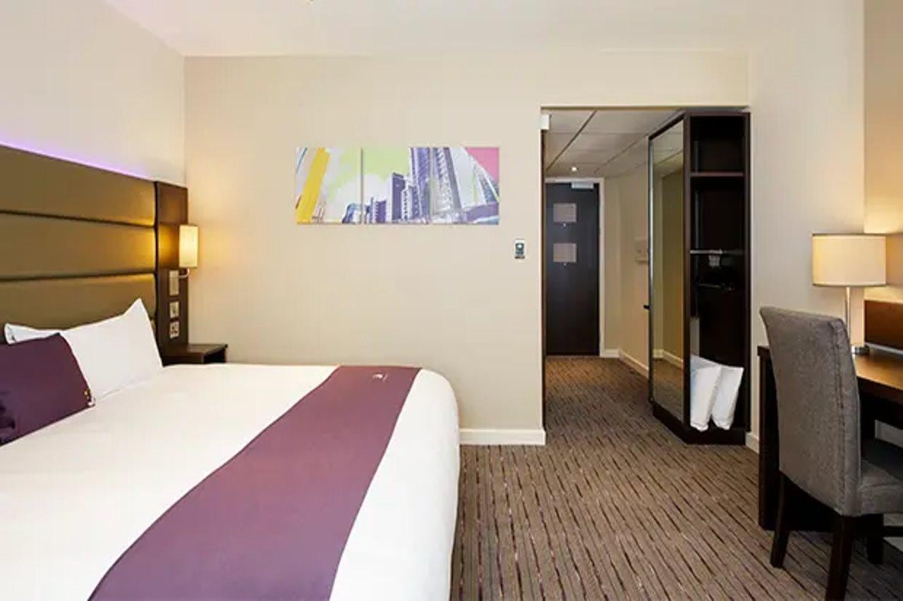 Premier Inn Watford (Croxley Green)