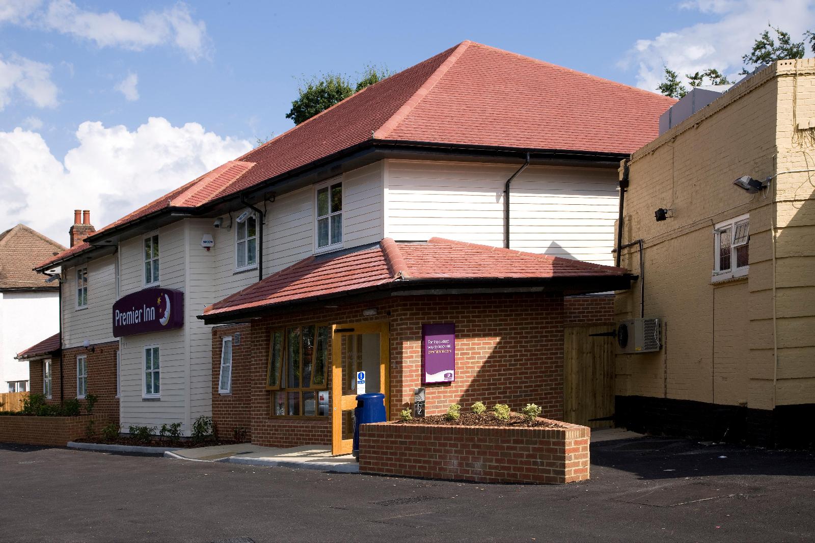 Premier Inn Twickenham East