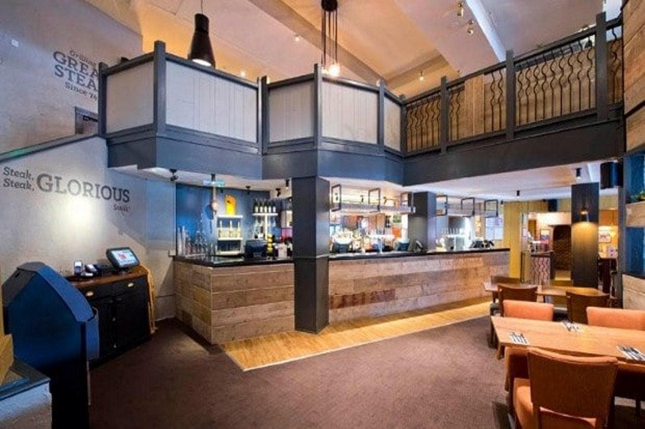 Premier Inn Maidstone Sandling