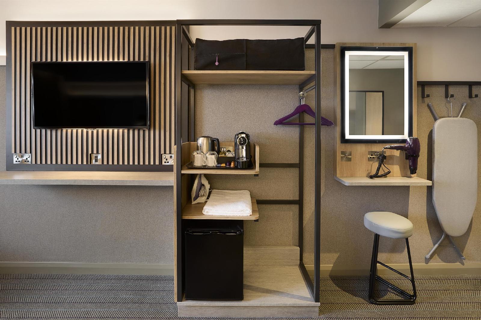 Premier Inn Rugby North Newbold