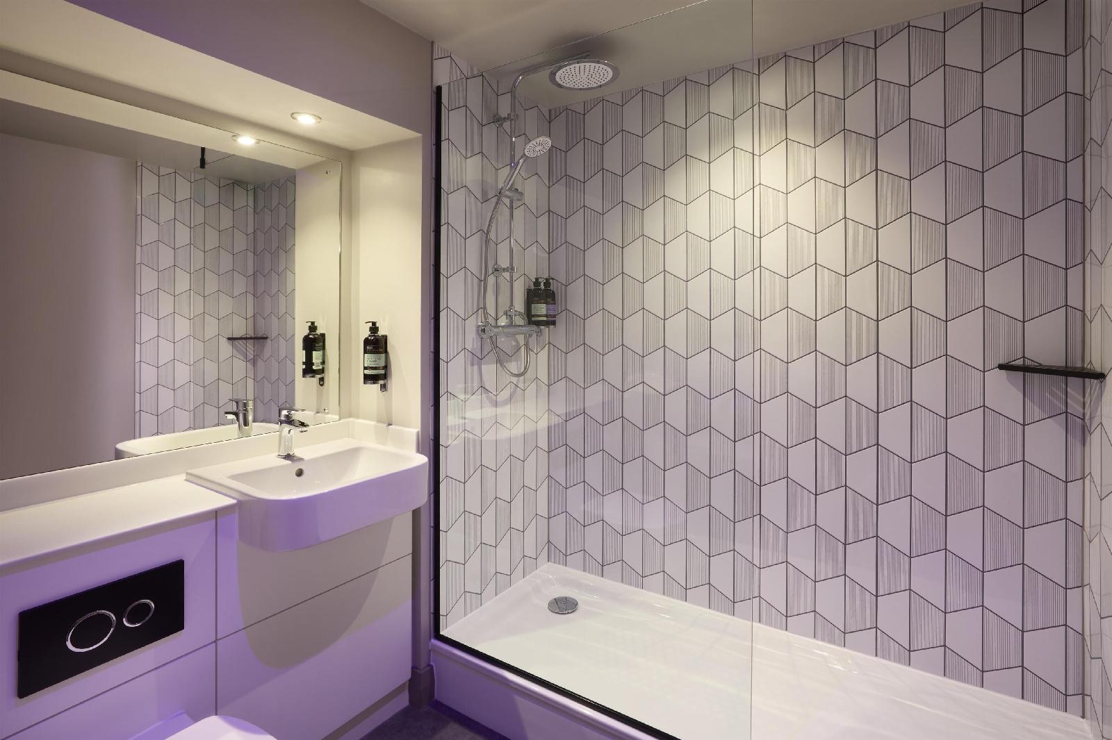 Premier Inn Rugby North Newbold
