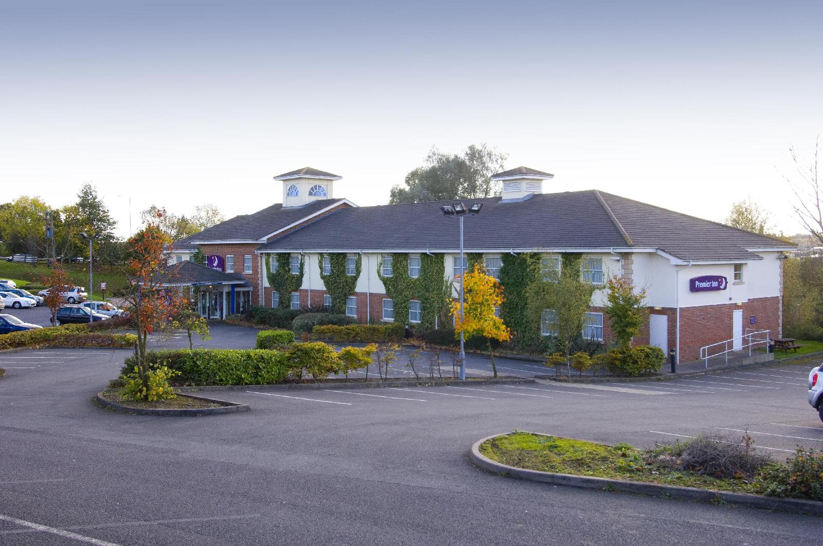 Premier Inn Rugby North Newbold