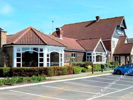 Premier Inn Southend Airport hotel