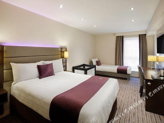 Premier Inn Southend Airport hotel