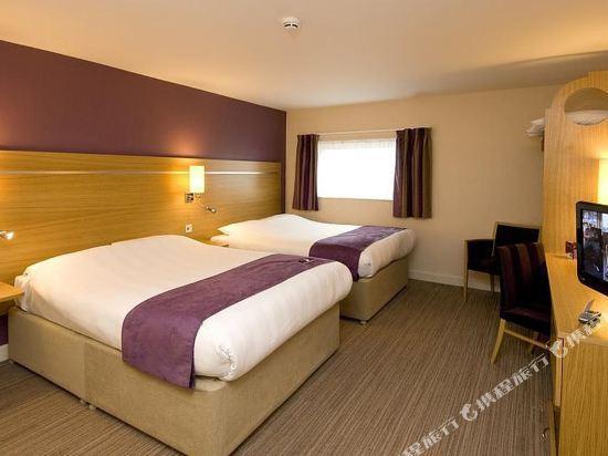 Premier Inn Southend Airport hotel
