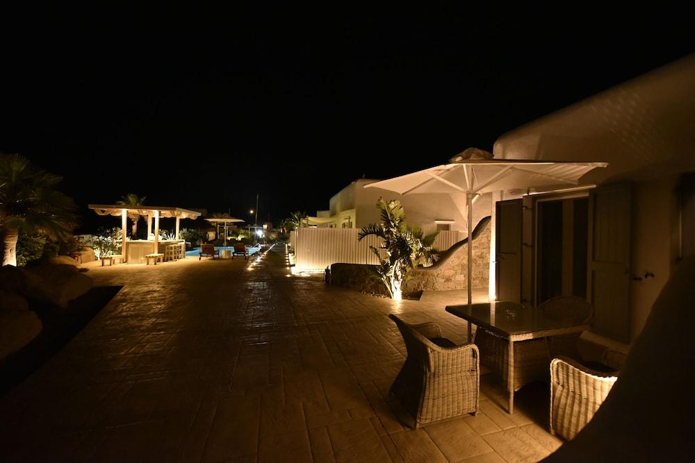 Queen Boutique Suites