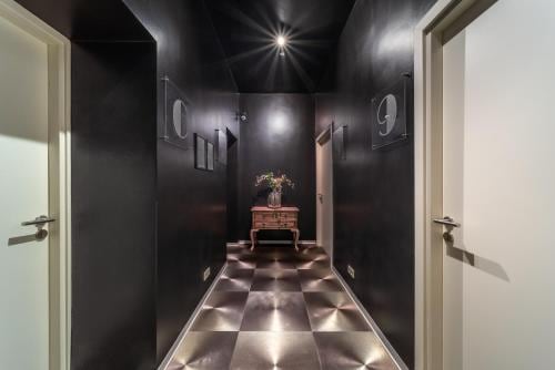 SleepWell Apartments