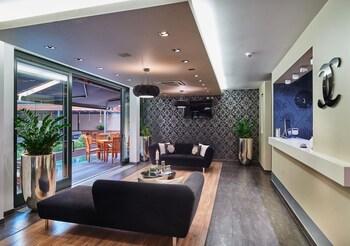 Chrysso Guest House