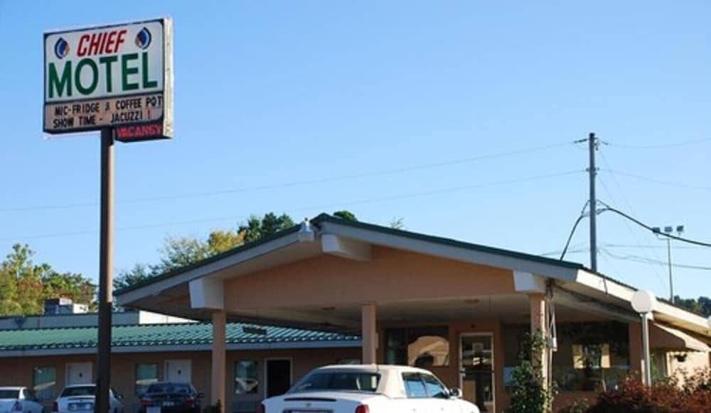 Chief Motel Fayetteville