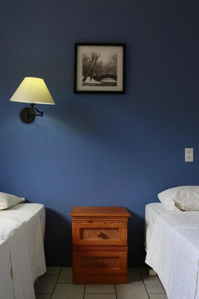 Hersher Studios & Apartments