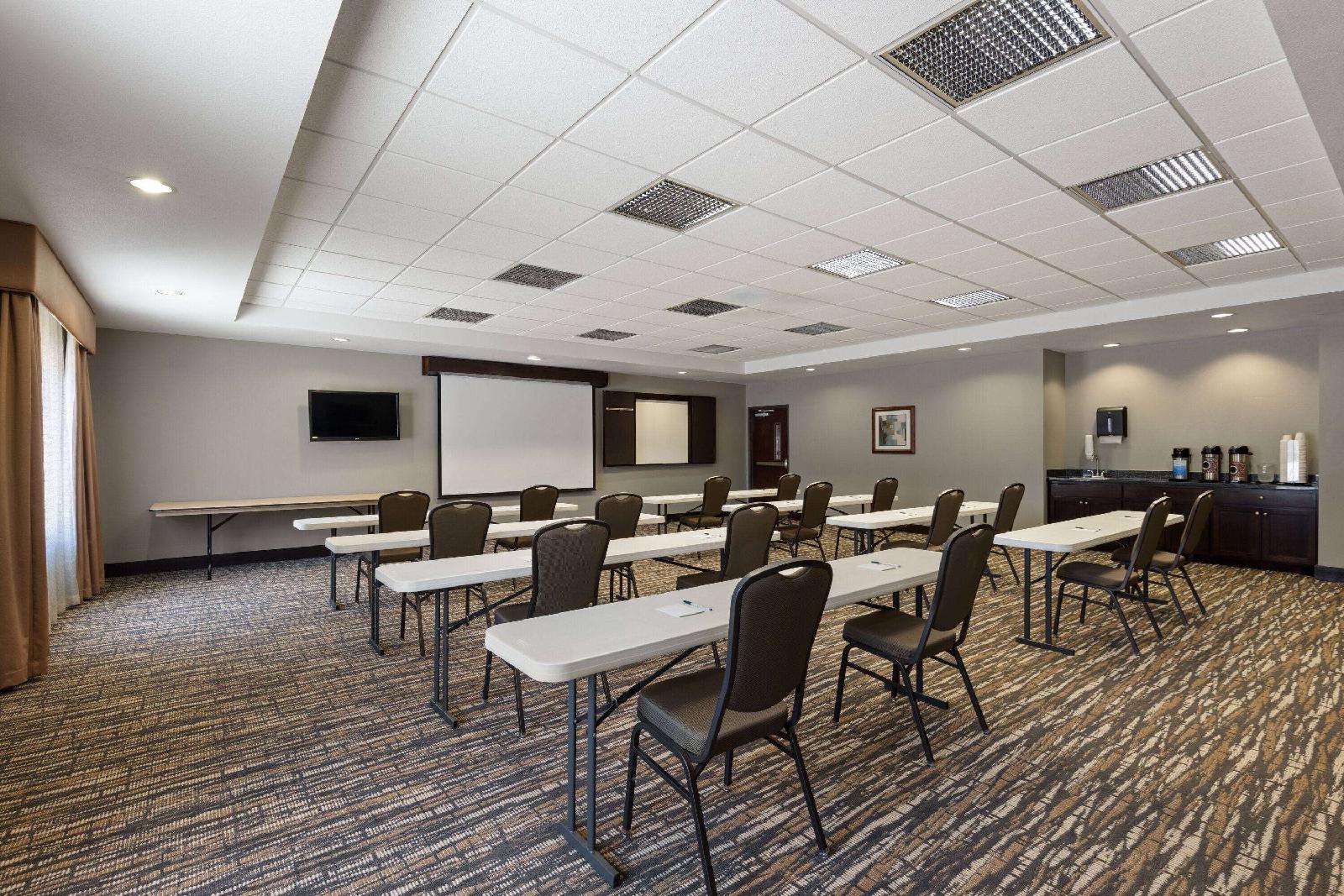 La Quinta Inn & Suites Sioux Falls