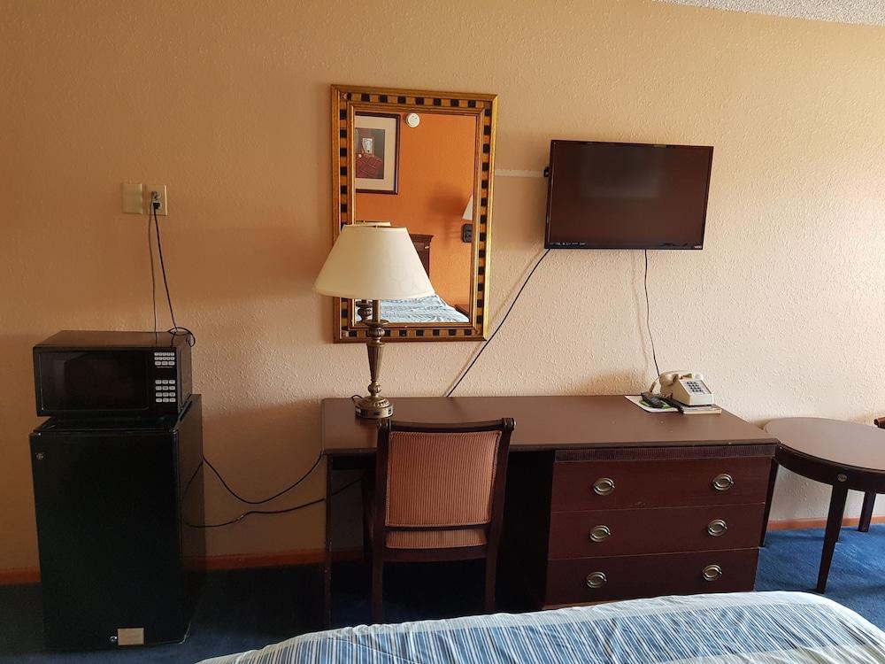 Budget Host Inn Eastland