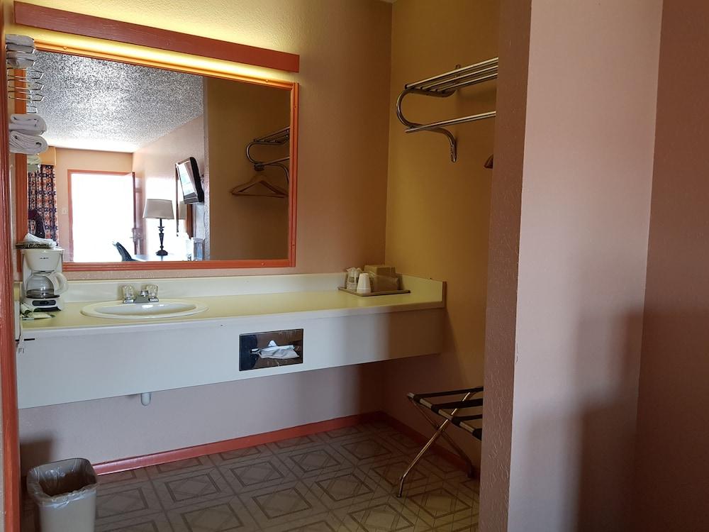 Budget Host Inn Eastland