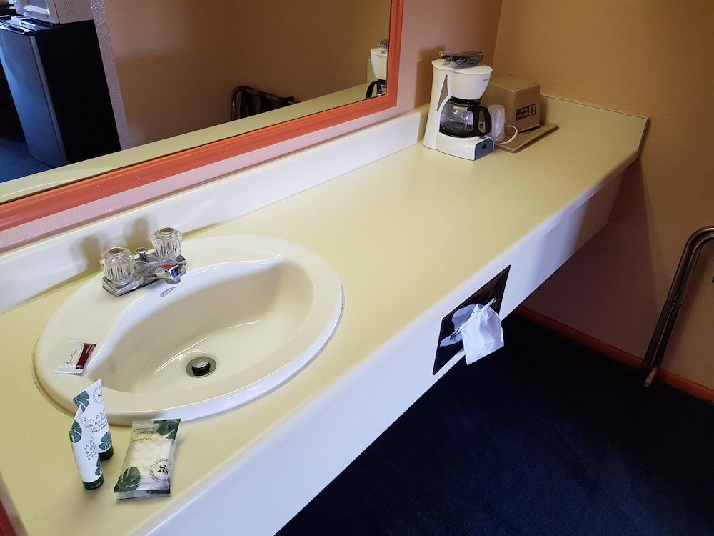 Budget Host Inn Eastland