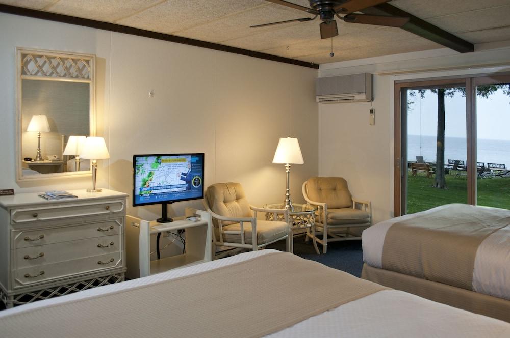 Shallows Resort