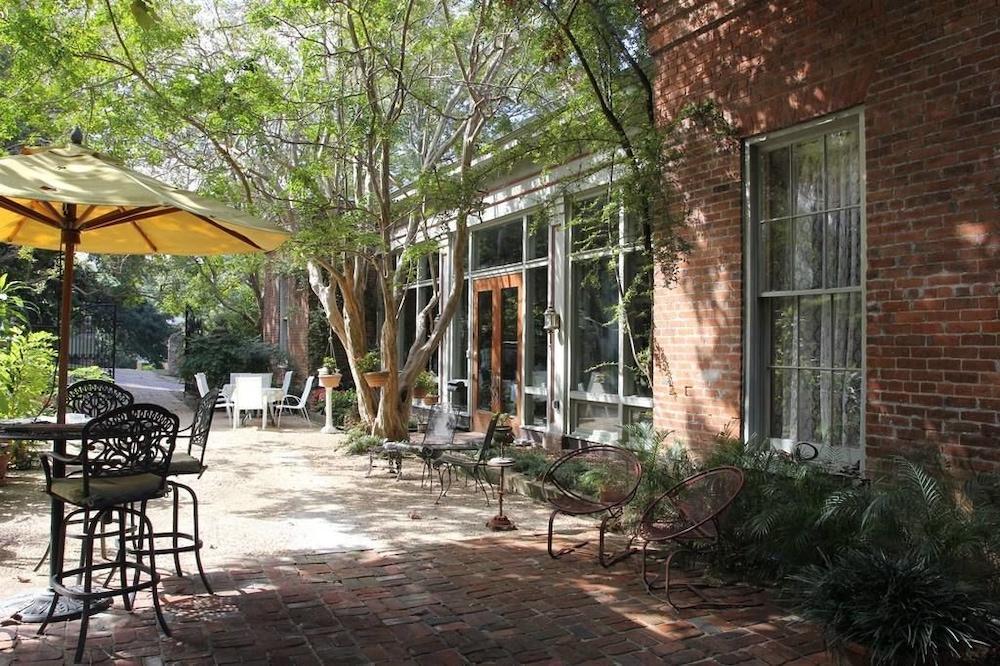 The Corners Mansion Inn