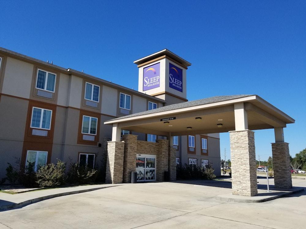 Sleep Inn & Suites