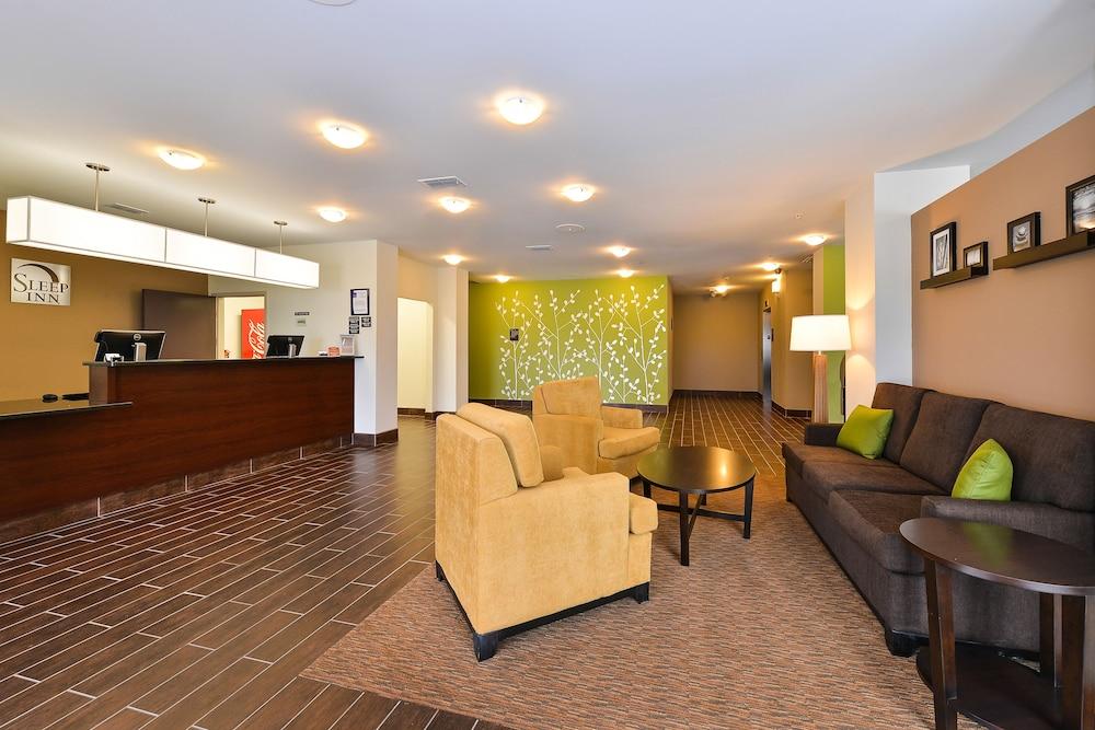 Sleep Inn & Suites