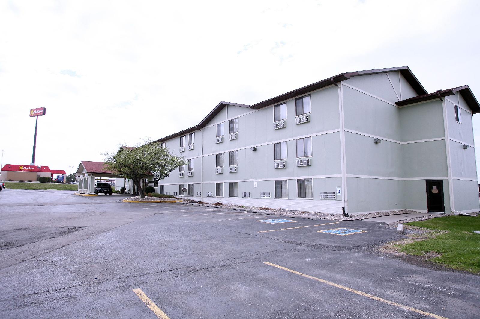 Red Carpet Inn Omaha