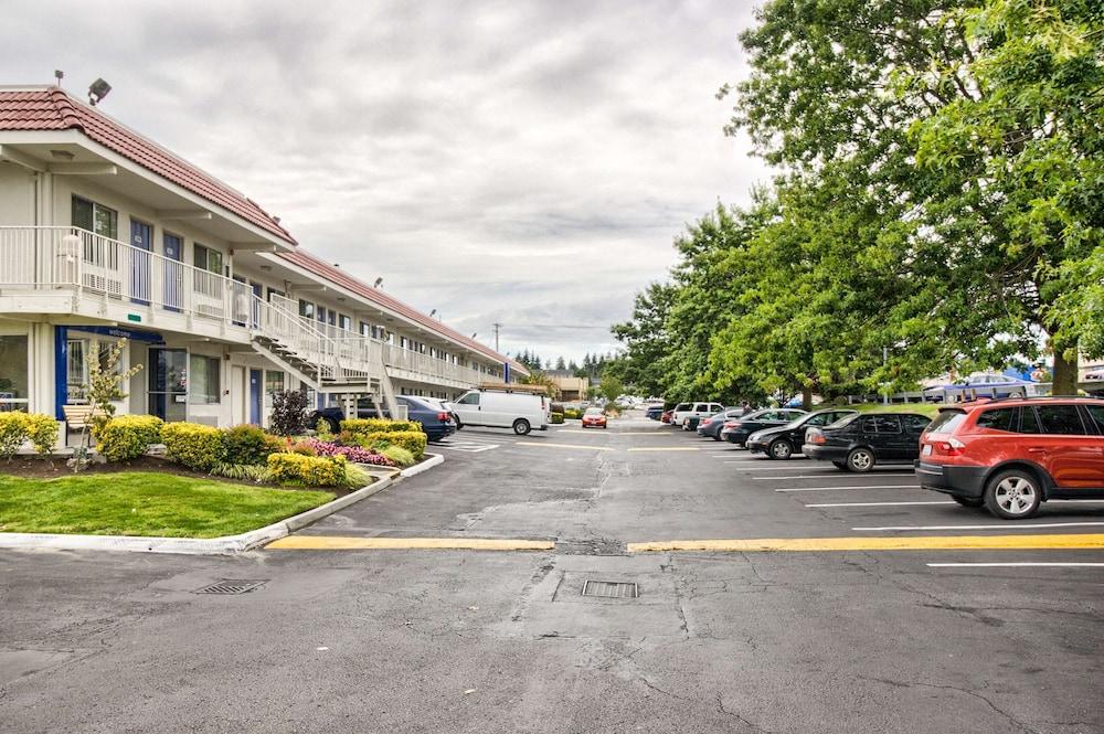 Motel 6 Everett South