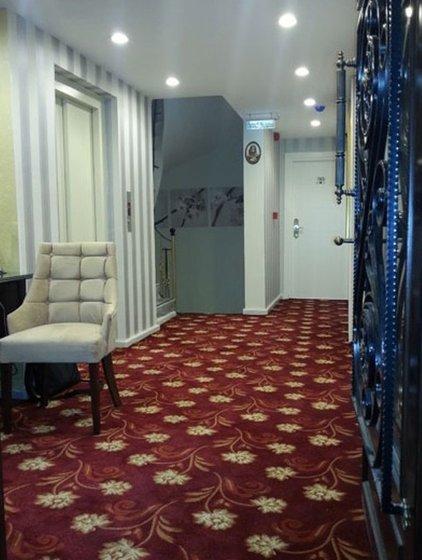 Interstar Hotel