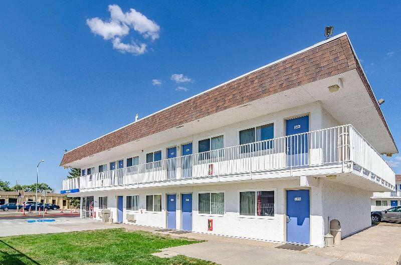 Motel 6 Cheyenne