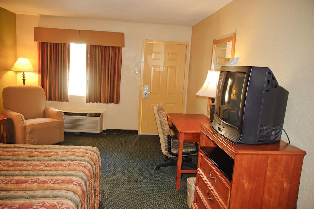 San Augustine Inn