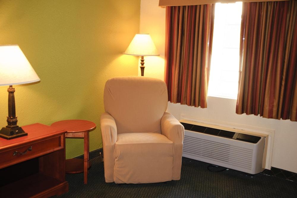 San Augustine Inn