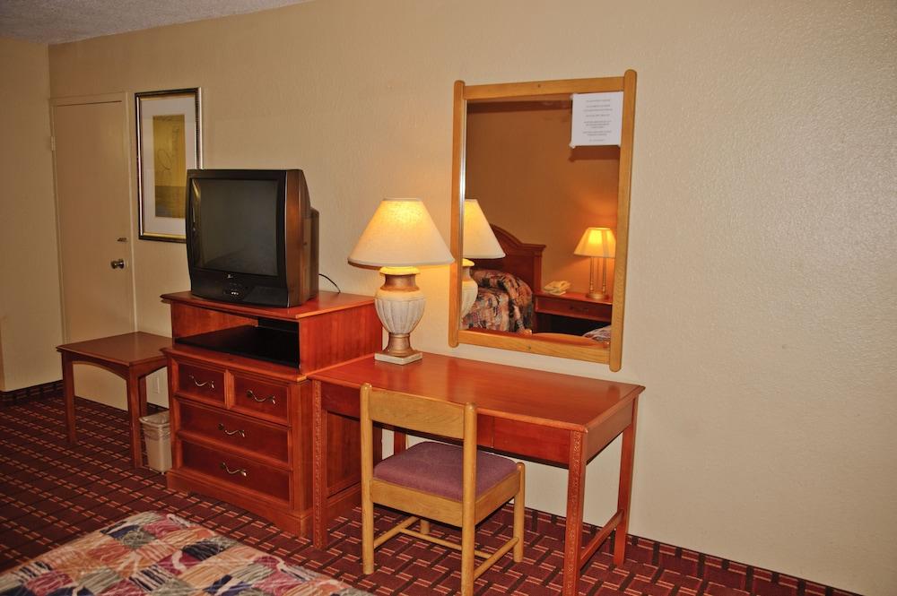 San Augustine Inn