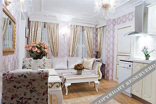 Romantic Mansion