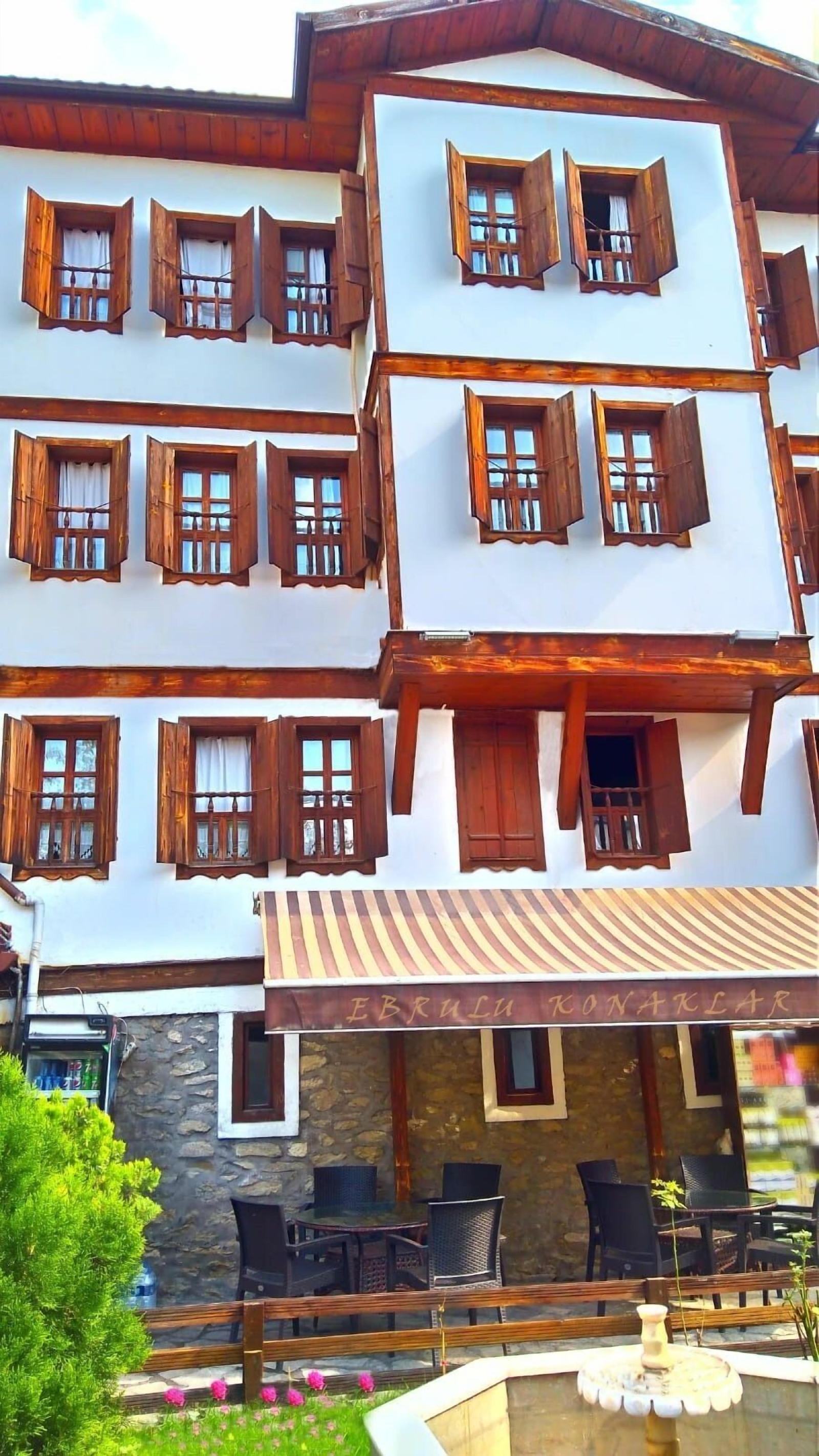 Ebrulu Konak