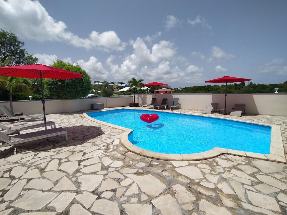 Ti Village Creole