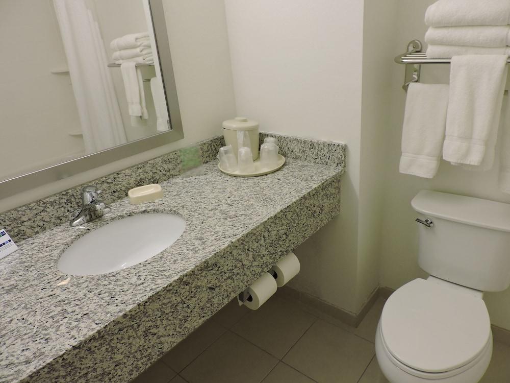 Holiday Inn Express & Suites Montgomery