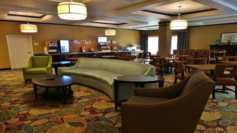 Holiday Inn Express & Suites Montgomery