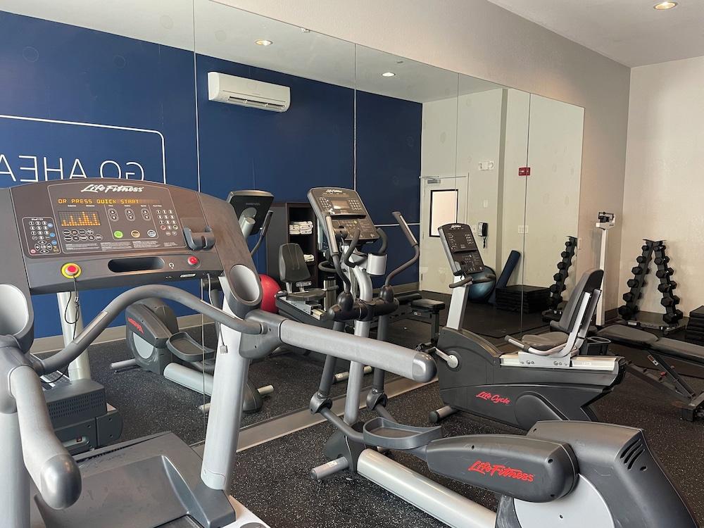 Holiday Inn Express & Suites Montgomery