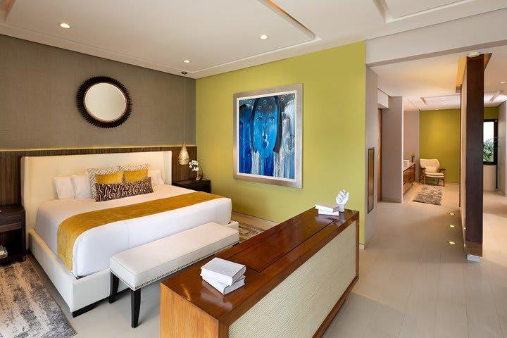 Azul Villa Esmeralda