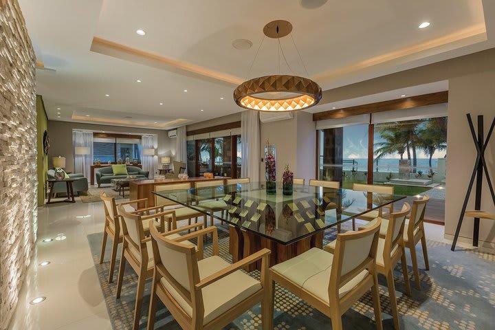 Azul Villa Esmeralda