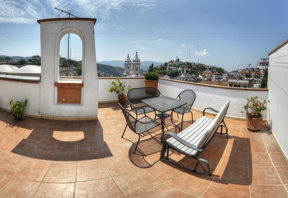 La Casa del Laurel